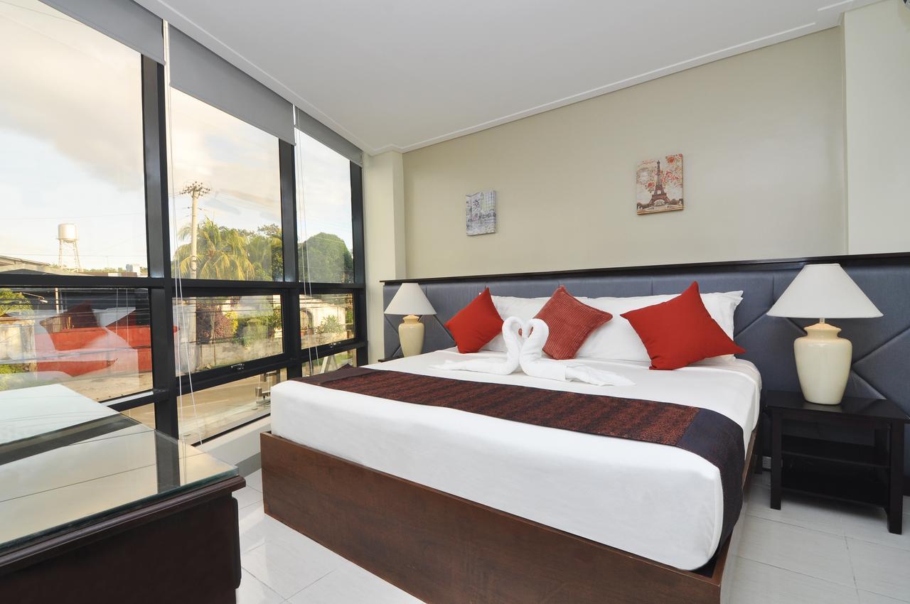 717 Cesar Place Hotel Tagbilaran City Luaran gambar
