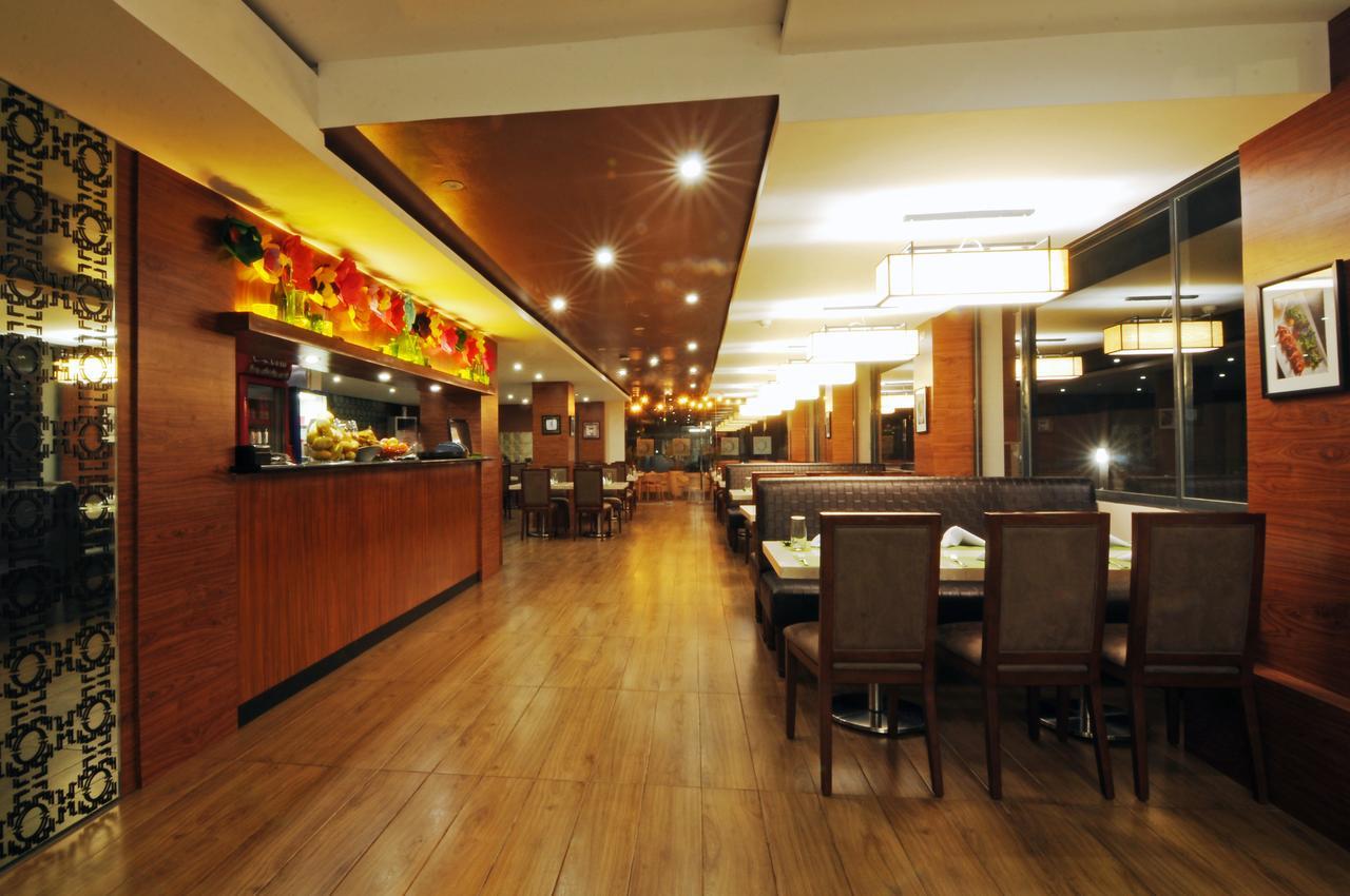 717 Cesar Place Hotel Tagbilaran City Luaran gambar