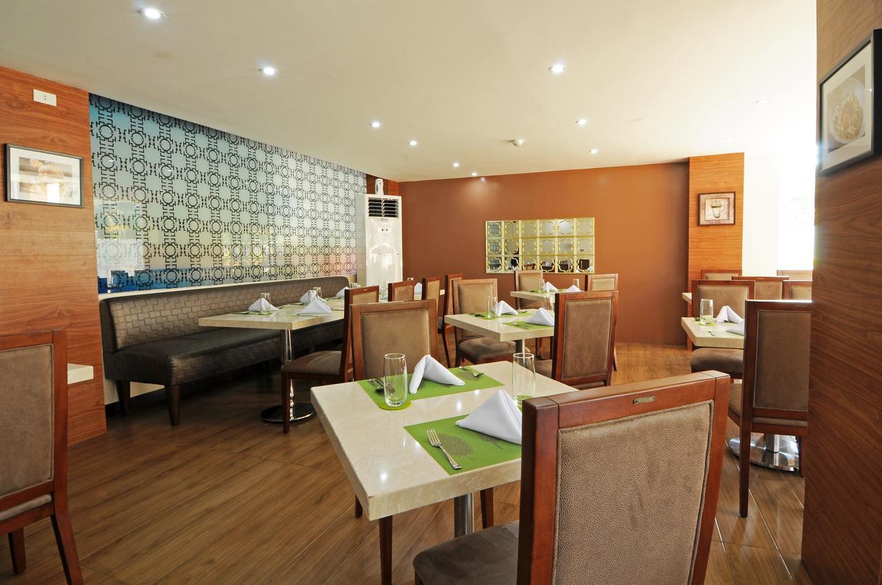 717 Cesar Place Hotel Tagbilaran City Luaran gambar